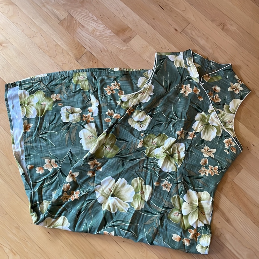 Iolani dress